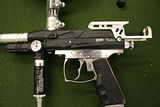 http://i190.photobucket.com/albums/z167/Soccerman133/paintballgun/th_IMG_2859.jpg