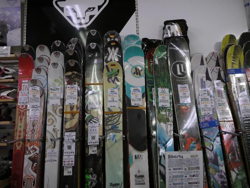 Buying ski/snowboard gear in Tokyo 2012/2013