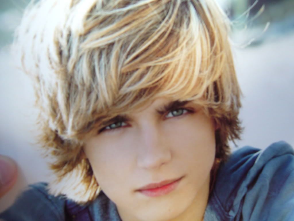 Cody Linley - Images