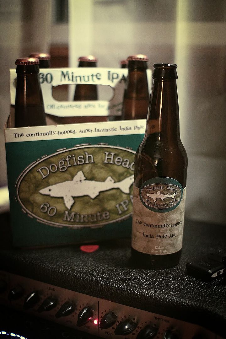 IMAGE: http://i190.photobucket.com/albums/z219/endrogeny/DogfishCopycopy.jpg