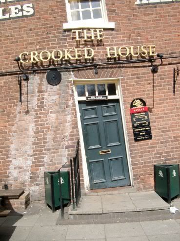 Crooked House Pub