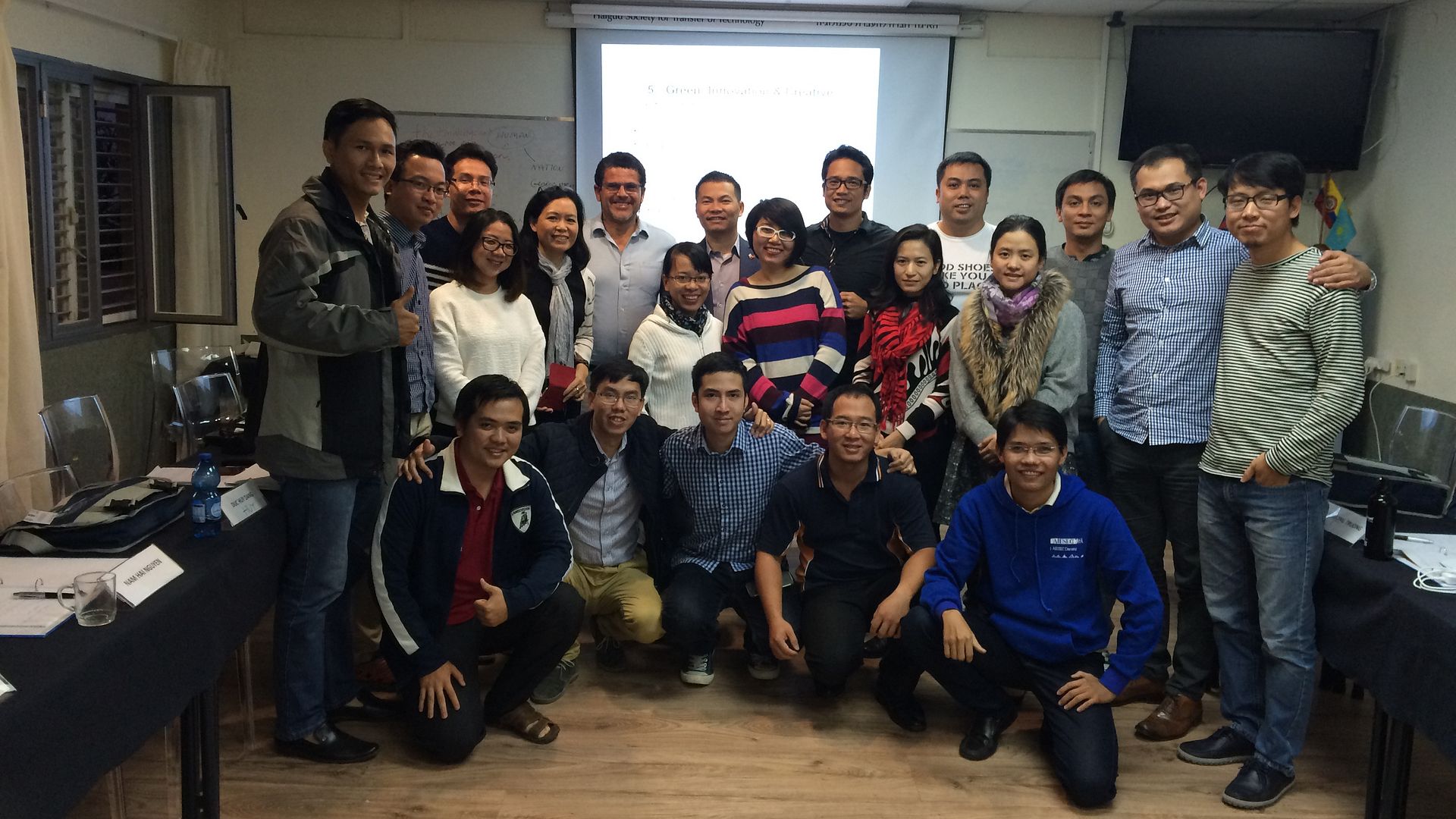 Israel Entrepreneur Vietnam Group