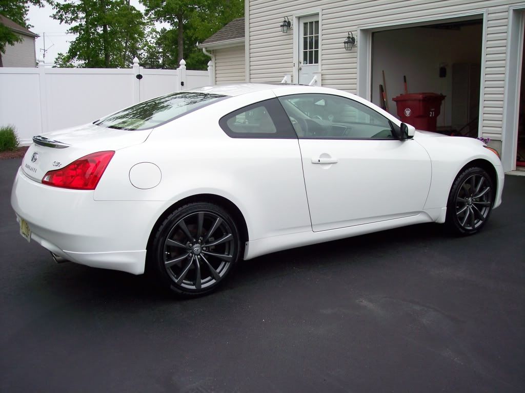 Infiniti G37 Coupe Blacked Out