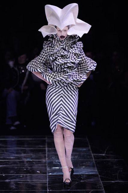 Alexander McQueen Pictures, Images and Photos