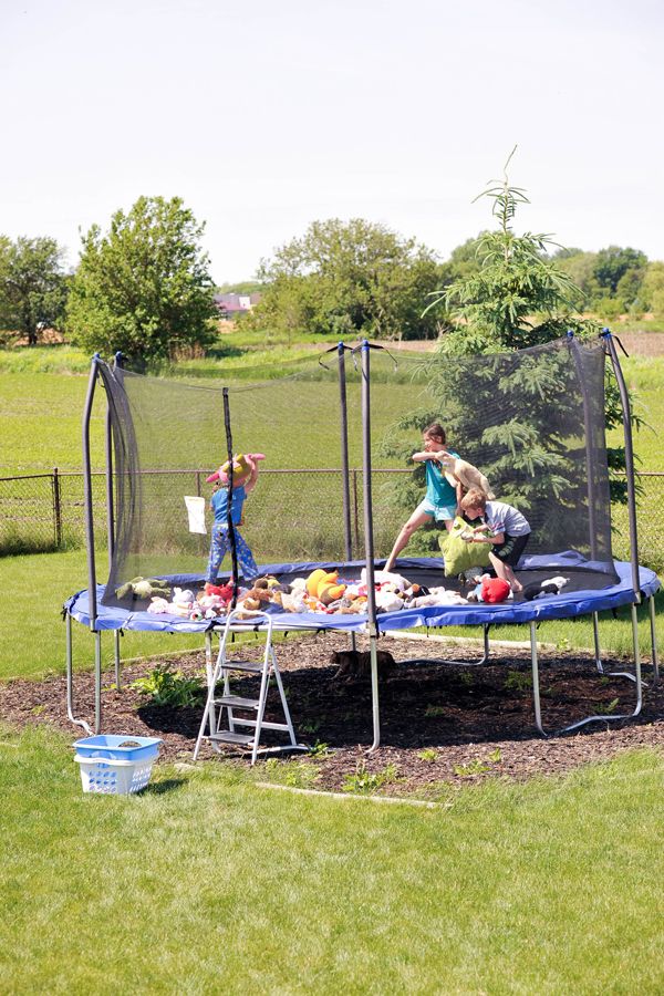 Lawn Trampoline Set 8 year old birthday ideas