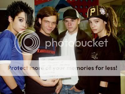 http://i190.photobucket.com/albums/z236/EvelynKaulitz54/8355626.jpg?t=1183632545